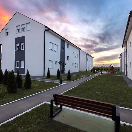 Oaza Apartmani Jakovo Venera Dış mekan fotoğraf